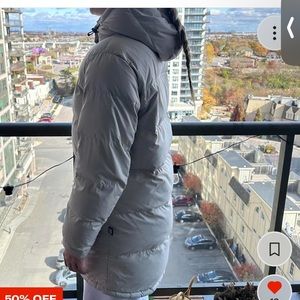 Aritzia tna Superpuff mid